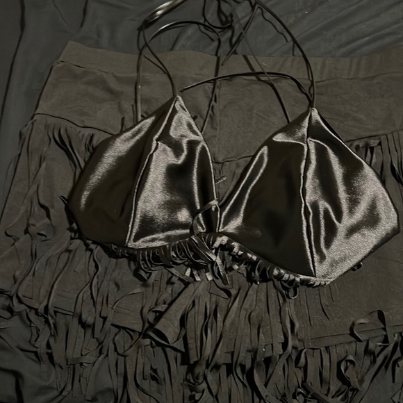 Beautiful top and bottom set from SHEIN! Soft and breathable quality - Picture 1 of 3